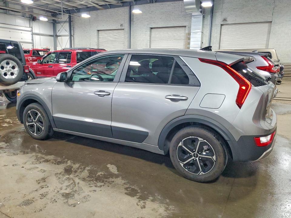 2024 Kia Niro VIN KNDCP3LE3R5164960 COPART salvage auction — FRONT END, Mn - Cert Of Title-Salvage, sold $9,000 on 2026-08-18 (photo 2)