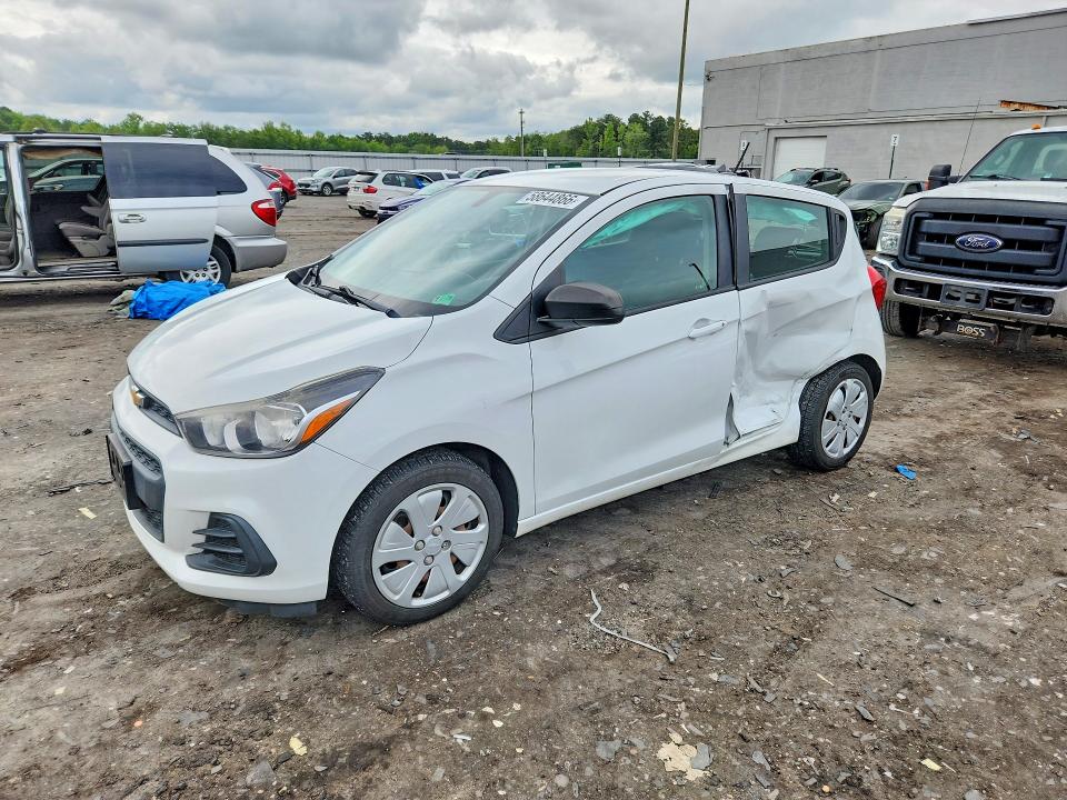 2018 Chevrolet Spark VIN KL8CB6SAXJC472084 COPART salvage auction — SIDE, Salvage Title, sold $1,800 on 2026-07-15 (photo 1)
