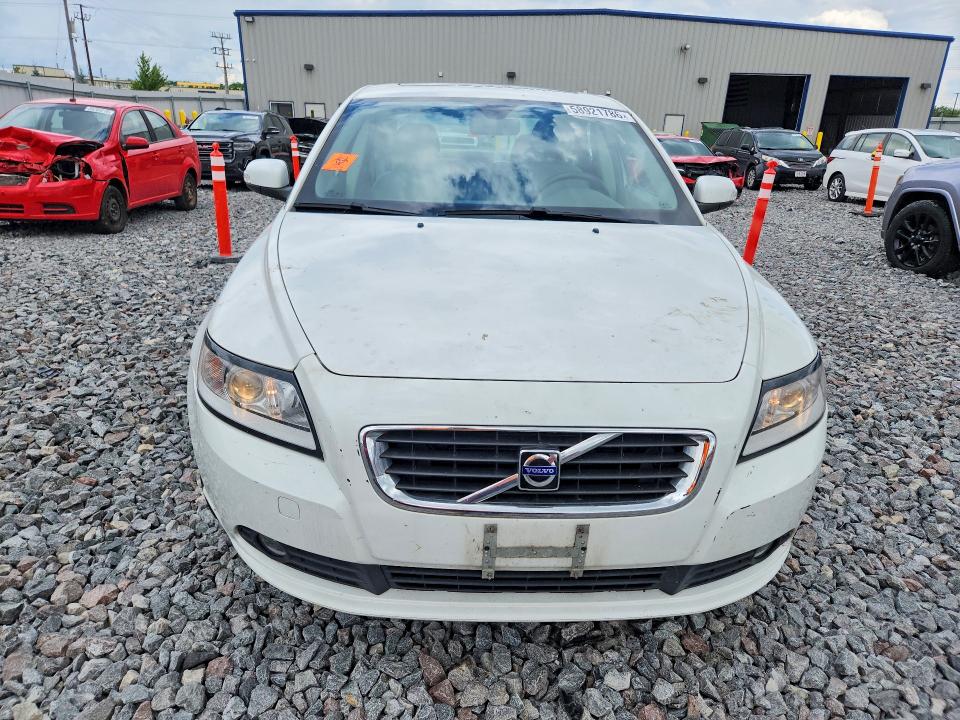 2010 Volvo S40 VIN YV1390MS8A2510059 COPART salvage auction — BIOHAZARD/CHEMICAL, WI - CERTIFICATE OF TITLE, sold $225 on 2026-08-03 (photo 5)
