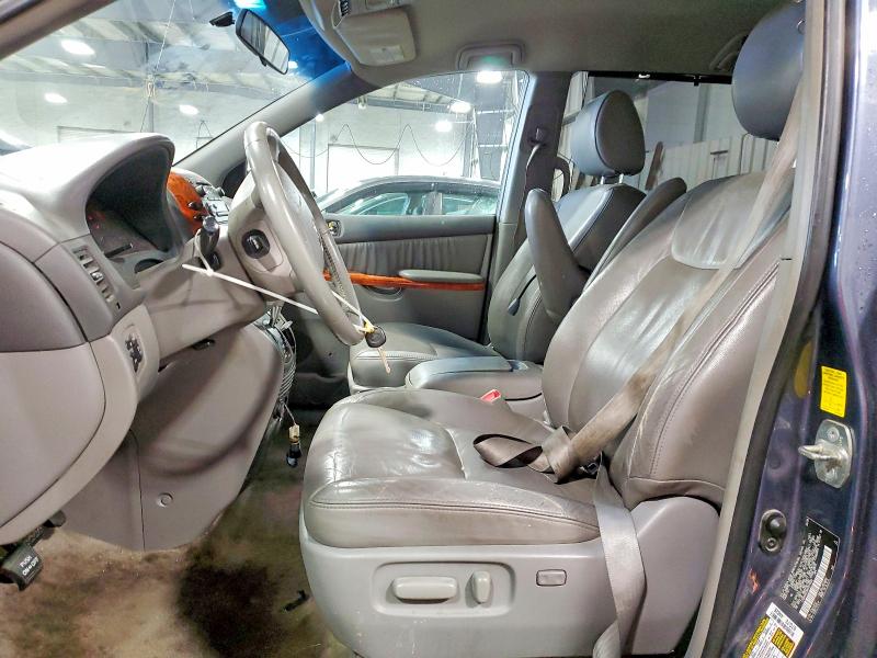 2010 Toyota Sienna VIN 5TDDK4CC5AS031509 COPART salvage auction — FRONT END, MN - CERT OF TITLE-PRIOR SALVAGE, sold $450 on 2026-07-21 (photo 7)
