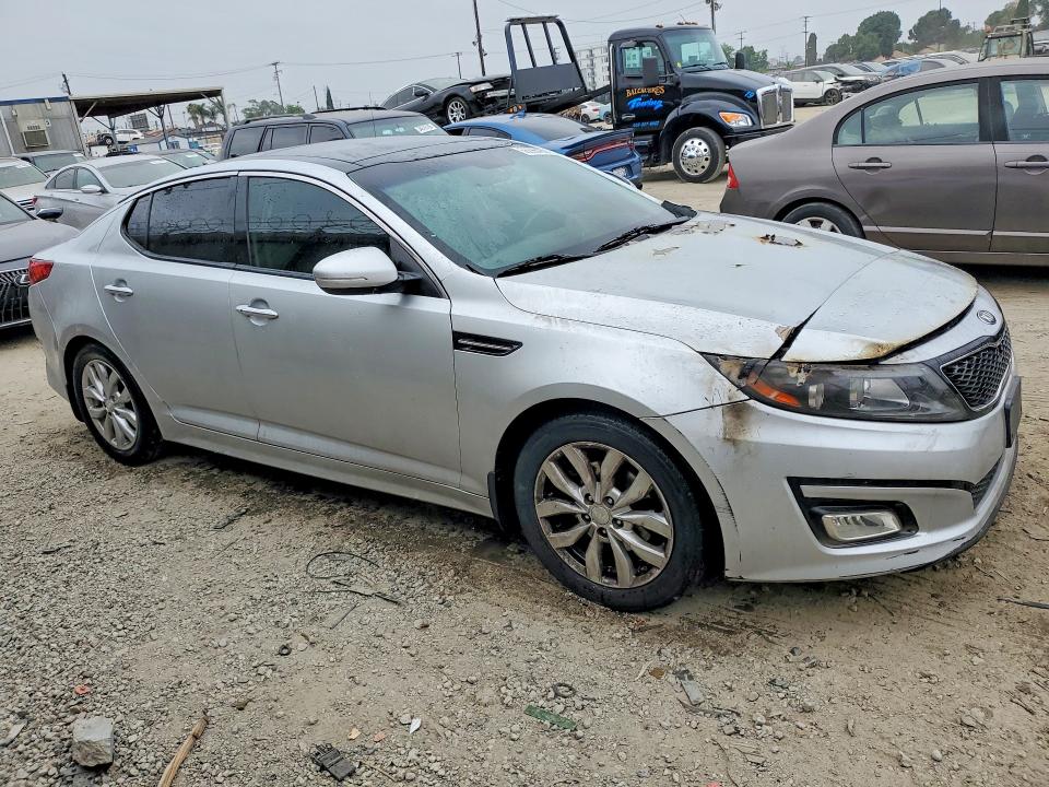 2015 Kia Optima VIN 5XXGN4A72FG447598 COPART salvage auction — Burn Engine, Ca - Salvage Certificate, sold $300 on 2026-07-20 (photo 4)