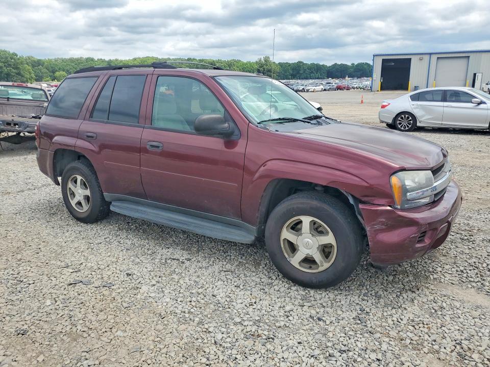 2006 Chevrolet Trailblazer VIN 1GNDS13S262205290 COPART salvage auction — FRONT END, AR - CERT OF TITLE-SALVAGE, sold $1,000 on 2026-07-08 (photo 4)