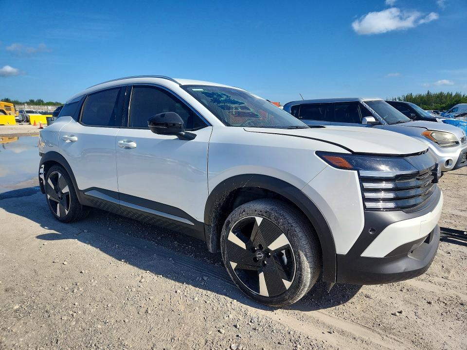 2026 Nissan Kicks VIN 3N8AP6DA9TL325165 COPART salvage auction — REAR END, Fl - Cert Of Title Slvg Rebuildable, sold $9,900 on 2026-08-19 (photo 4)