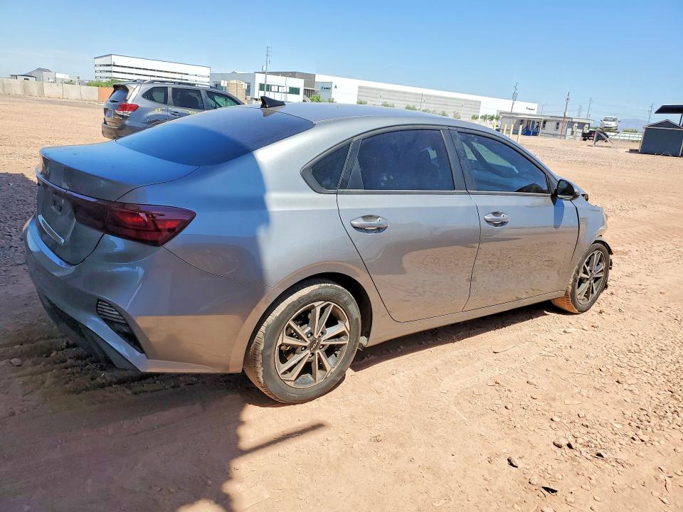 2022 Kia VIN 3KPF24AD7NE427008 COPART salvage auction — FRONT END, Az - Cert Of Title - Salvage, sold $2,700 on 2026-07-02 (photo 3)