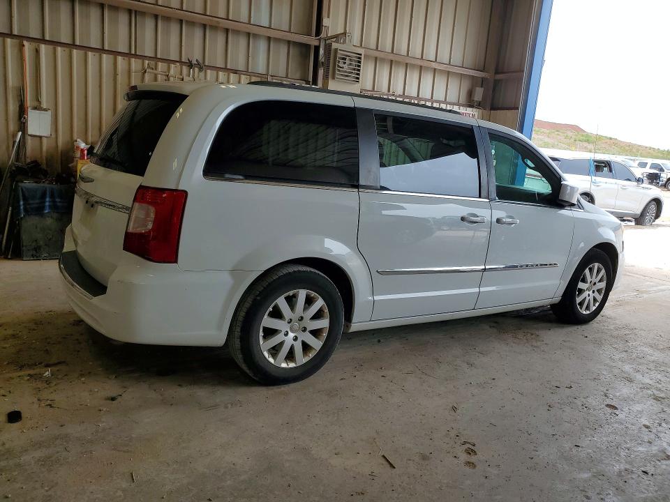 2016 Chrysler Voyager VIN 2C4RC1BG1GR298525 COPART salvage auction — WATER/FLOOD, Tx - Salvage Title-Flood Damage, sold $300 on 2026-07-17 (photo 3)