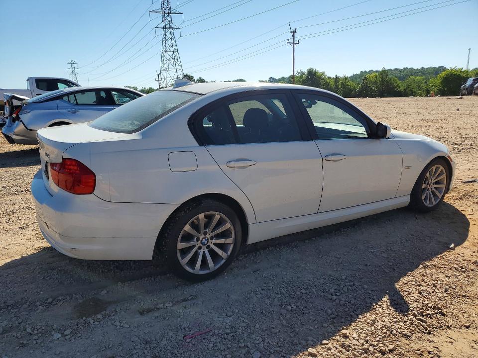 2011 BMW 3er VIN WBAPH7G59BNM57233 COPART salvage auction — FRONT END, Nc - Salvage Certificate Of Title, sold $300 on 2026-07-20 (photo 3)