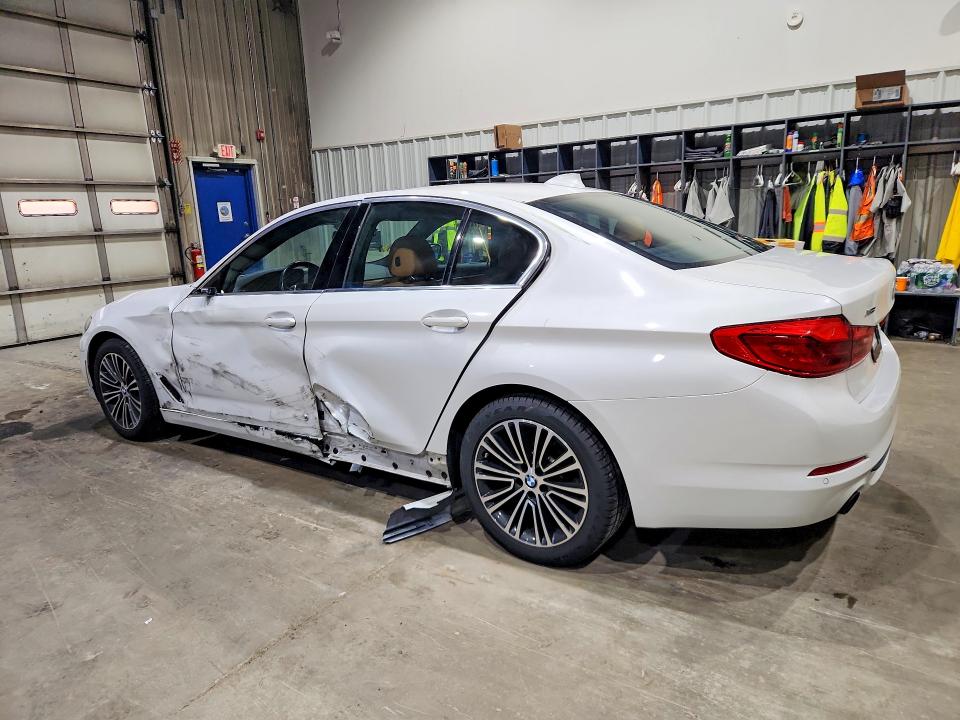 2020 BMW VIN WBAJR7C0XLCE45640 COPART salvage auction — SIDE, Nh - Cert Of Title-Salvage, sold $3,550 on 2026-08-04 (photo 2)
