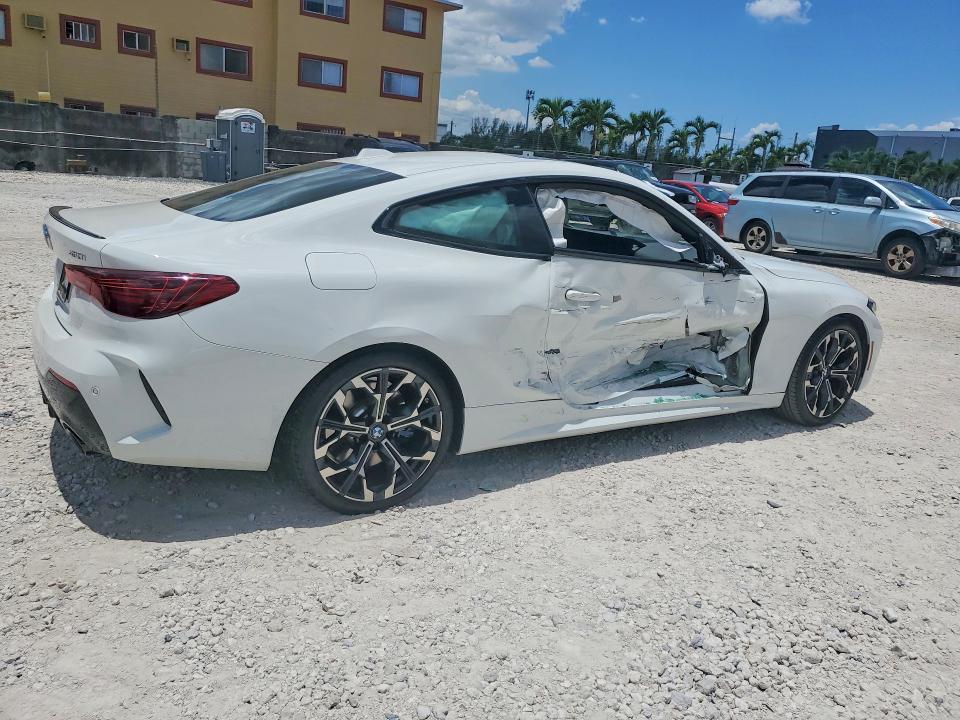 2025 BMW 4er VIN WBA43DA01SCU13803 COPART salvage auction — SIDE, Fl - Cert Of Title Slvg Rebuildable, sold $21,200 on 2026-08-11 (photo 3)