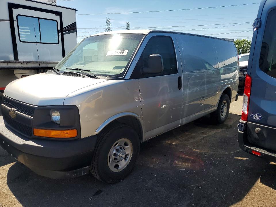 2017 Chevrolet Express 3500 VIN 1GCZGGFG6H1350948 — COPART salvage auction photo