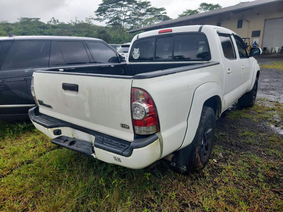 2015 Toyota Tacoma VIN 5TFLU4EN4FX135107 COPART salvage auction — UNDERCARRIAGE, Hi - Certificate Of Salvage, sold $6,300 on 2026-07-27 (photo 3)