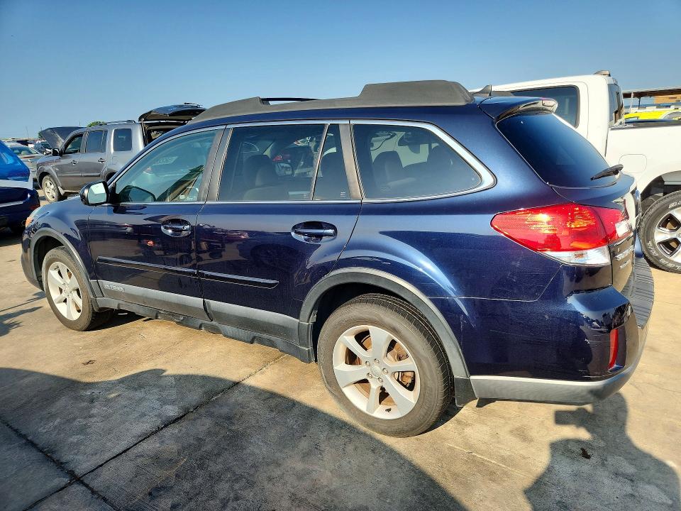 2014 Subaru Outback VIN 4S4BRBCC0E3225469 COPART salvage auction — NORMAL WEAR, Mt - Certificate Of Title, sold $1,800 on 2026-07-02 (photo 2)