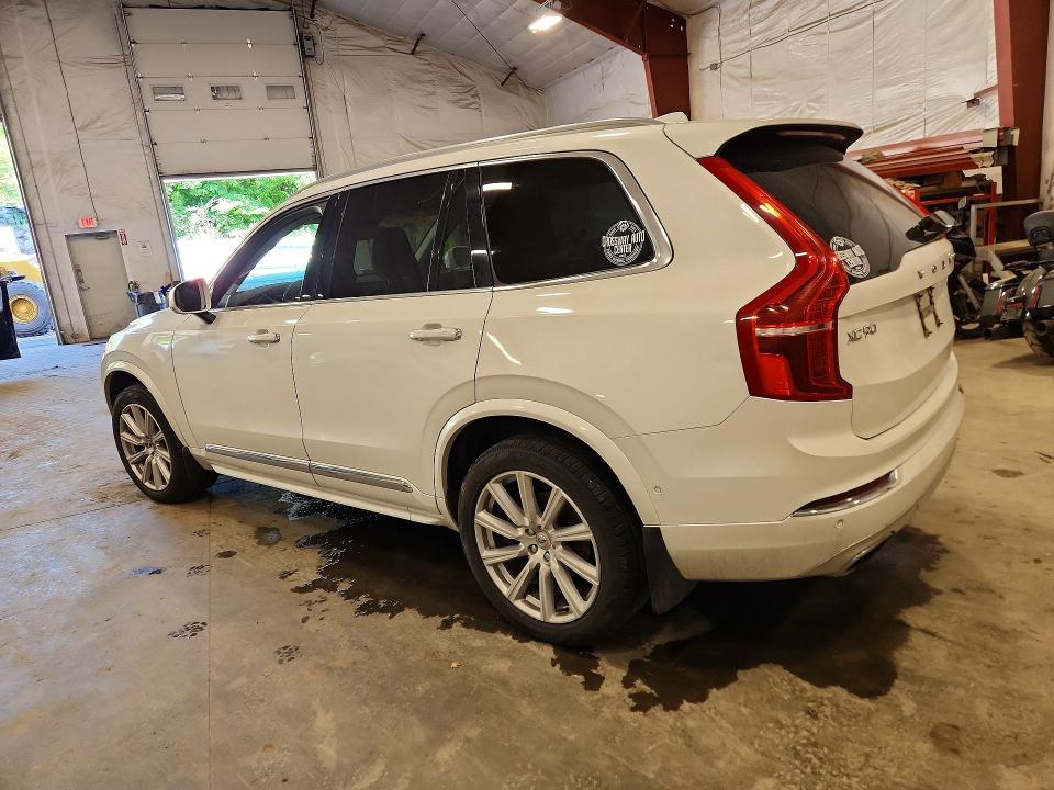 2016 Volvo Xc90 VIN YV4A22PL2G1024473 COPART salvage auction — MINOR DENT/SCRATCHES, Vt - Cert Of Title-Salvage Vehicle, sold $5,400 on 2026-07-20 (photo 2)