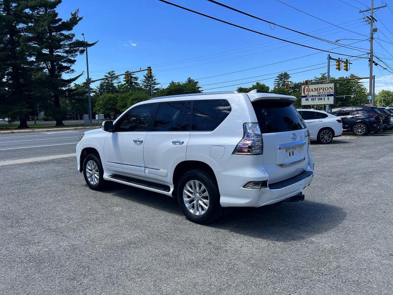 2017 Lexus Gx VIN JTJBM7FX5H5167718 COPART salvage auction — MINOR DENT/SCRATCHES, Tx - Certificate Of Title (P), sold $17,900 on 2026-07-08 (photo 3)