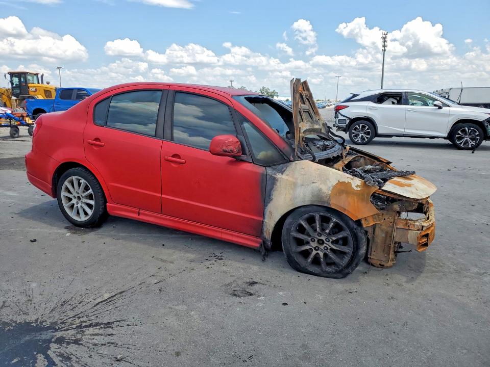 2008 Suzuki Sx4 VIN JS2YC415385105728 COPART salvage auction — BURN, Fl - Certificate Of Destruction, sold $350 on 2026-07-13 (photo 4)