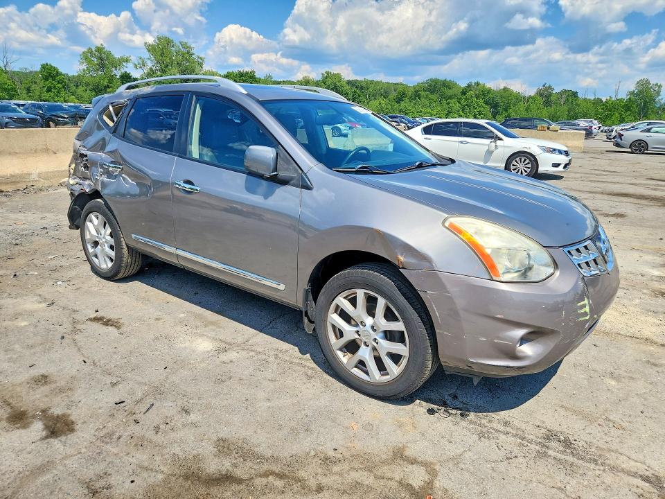 2011 Nissan Rogue sport VIN JN8AS5MVXBW281729 COPART salvage auction — REAR END, NY - MV-907A SALVAGE CERTIFICATE, sold $650 on 2026-07-23 (photo 4)