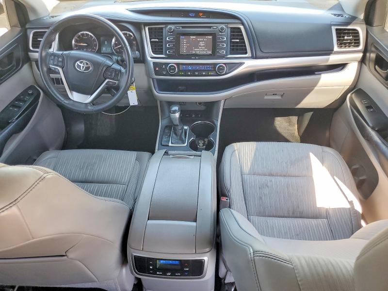 2015 Toyota Highlander VIN 5TDBKRFH1FS200427 COPART salvage auction — FRONT END, Nv - Salvage Title, sold $4,600 on 2026-07-29 (photo 8)