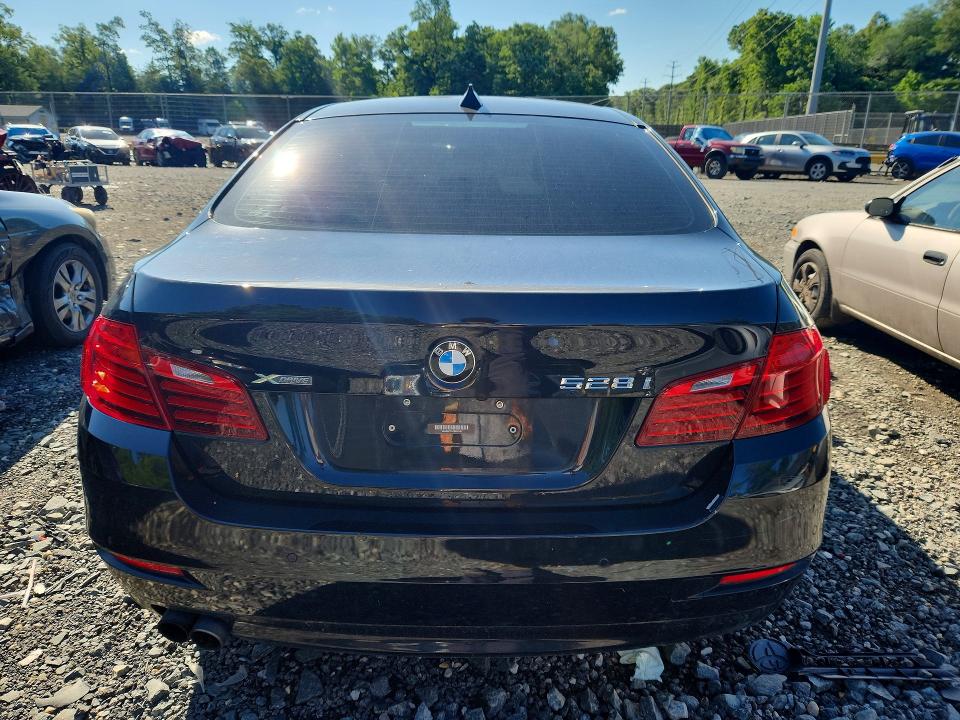 2015 BMW 5 series VIN WBA5A7C51FD628148 COPART salvage auction — MINOR DENT/SCRATCHES, VA - CERTIFICATE OF TITLE, sold $225 on 2026-07-21 (photo 6)