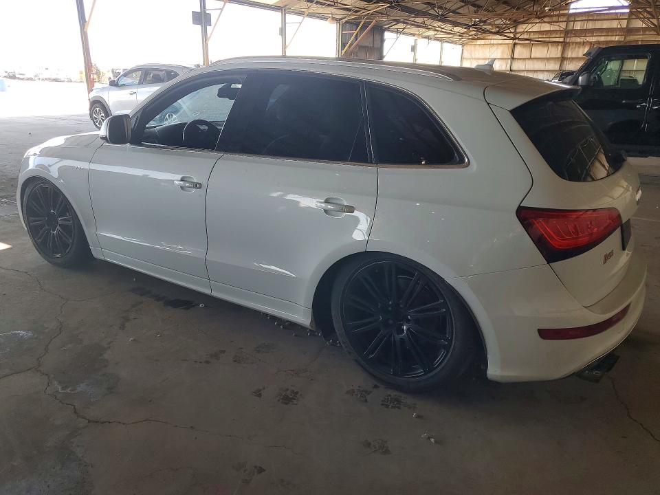 2014 Audi Sq5 VIN WA1VGAFP7EA112429 COPART salvage auction — MINOR DENT/SCRATCHES, Az - Certificate Of Title, sold $2,300 on 2026-07-06 (photo 2)