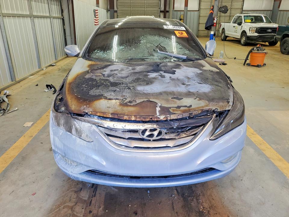 2012 Hyundai Sonata VIN 5NPEC4AC0CH348353 COPART salvage auction — ENGINE BURN, Nc - Salvage Certificate Of Title, sold $175 on 2026-07-22 (photo 5)