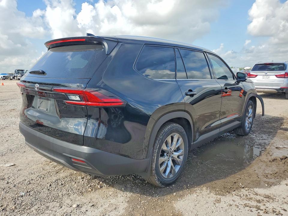 2025 Toyota Highlander VIN 5TDAAAA52SS020350 COPART salvage auction — FRONT END, Tx - Salvage Vehicle Title, sold $19,600 on 2026-07-06 (photo 3)