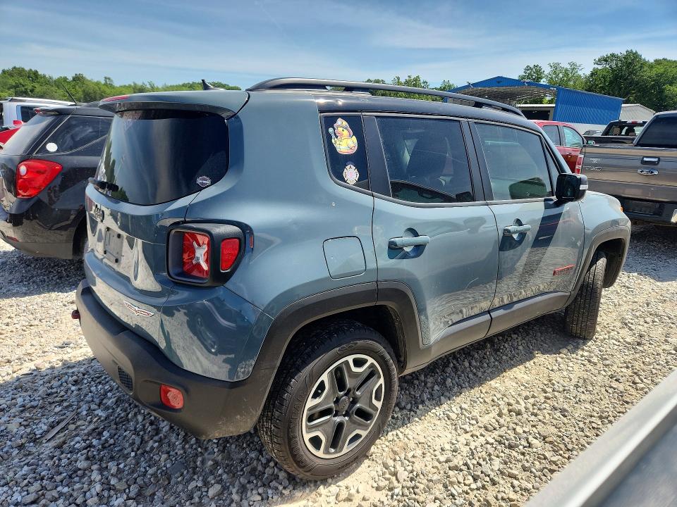 2017 Jeep VIN ZACCJBCB4HPG29401 COPART salvage auction — HAIL, Mo - Salvage Certificate Of Title, sold $3,200 on 2026-07-08 (photo 3)