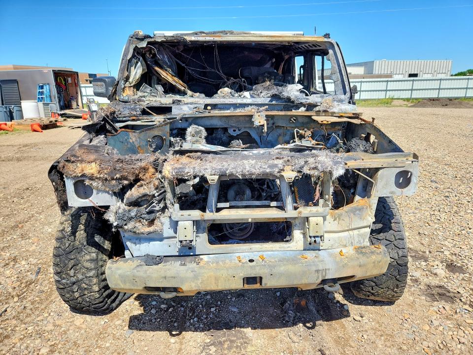 2006 Hummer H2 VIN 5GRGN23U66H103121 COPART salvage auction — Burn Engine, Nd - Cert Of Title - Salvage Vehicl, sold $275 on 2026-09-21 (photo 5)