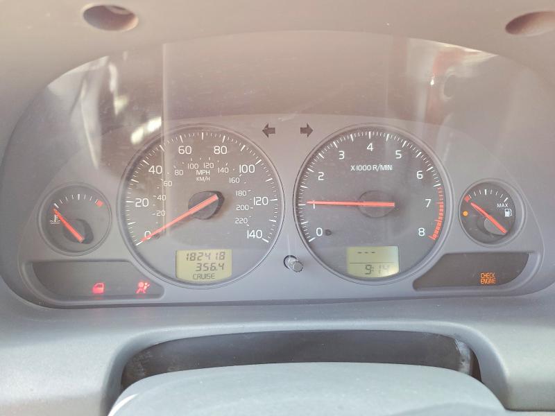 2003 Volvo S40 VIN YV1VS27533F957697 COPART salvage auction — SIDE, Tx - Salvage Vehicle Title, sold $150 on 2026-07-08 (photo 9)