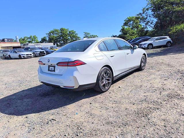 2026 BMW 5er VIN WBA53FJ01TCW71868 COPART salvage auction — HAIL, Nj - Cert Of Title-Salvage, sold $39,750 on 2026-07-28 (photo 4)