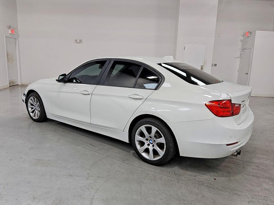 2015 BMW 3er VIN WBA3B5C50FF960658 COPART salvage auction — FRONT END, Wv - Certificate Of Title, sold $1,500 on 2026-08-13 (photo 2)