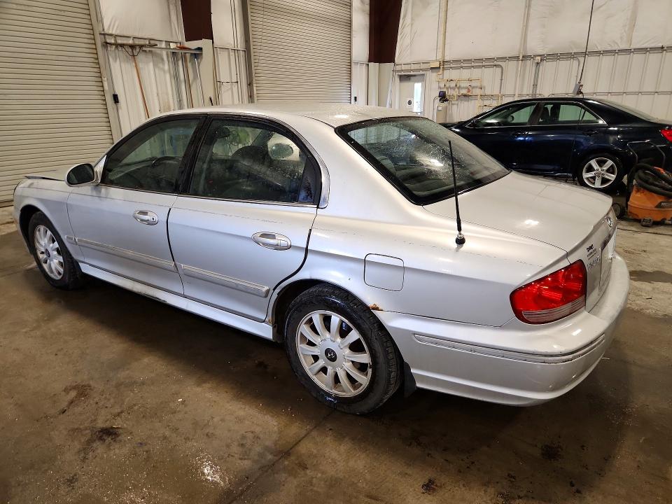 2005 Hyundai Sonata VIN KMHWF35H05A106468 COPART salvage auction — FRONT END, Mn - Cert Of Title-Prior Salvage, sold $500 on 2026-07-13 (photo 2)