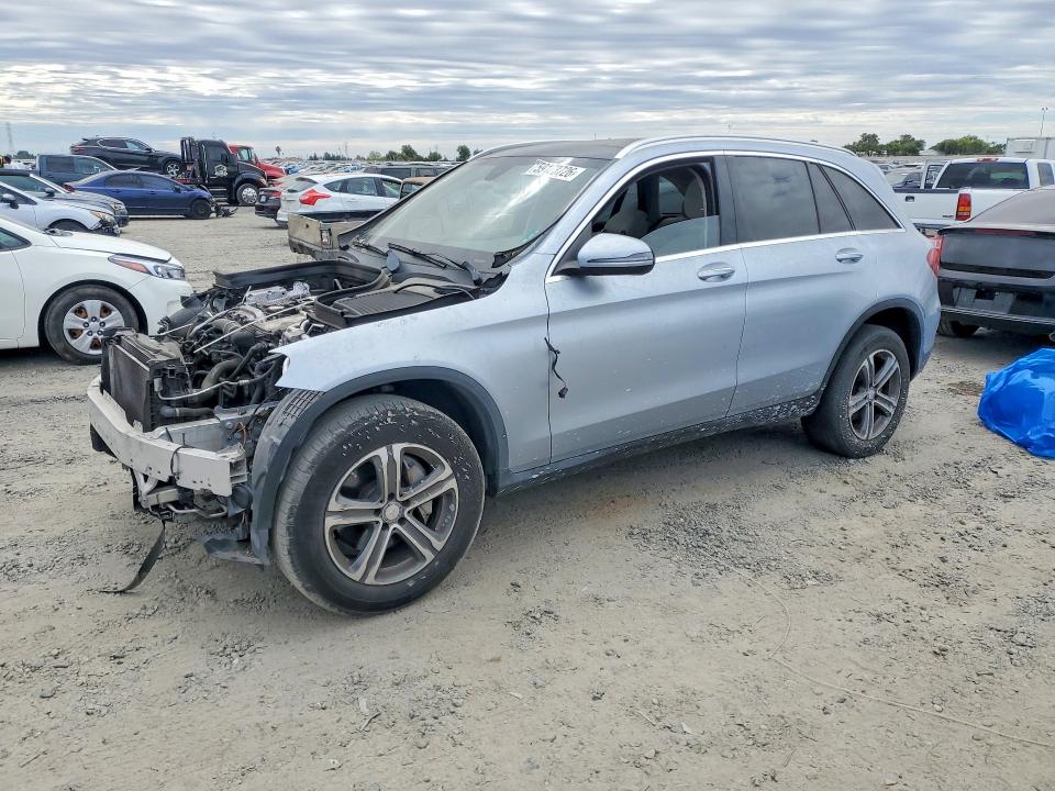 2016 Mercedes-benz Glc class VIN WDC0G4JB3GF102204 COPART salvage auction — VANDALISM, CA - SALVAGE CERTIFICATE, sold $1,650 on 2026-08-11 (photo 1)