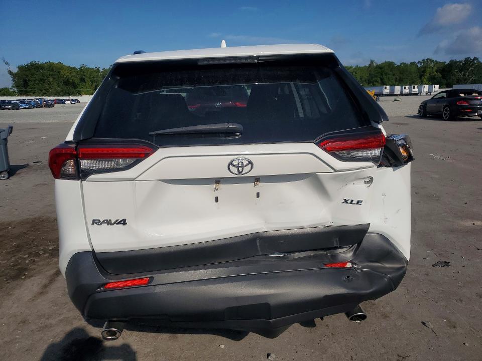 2019 Toyota Rav 4 VIN JTMW1RFV4KJ014687 COPART salvage auction — REAR END, Fl - Cert Of Title Slvg Rebuildable, sold $9,900 on 2026-07-06 (photo 6)