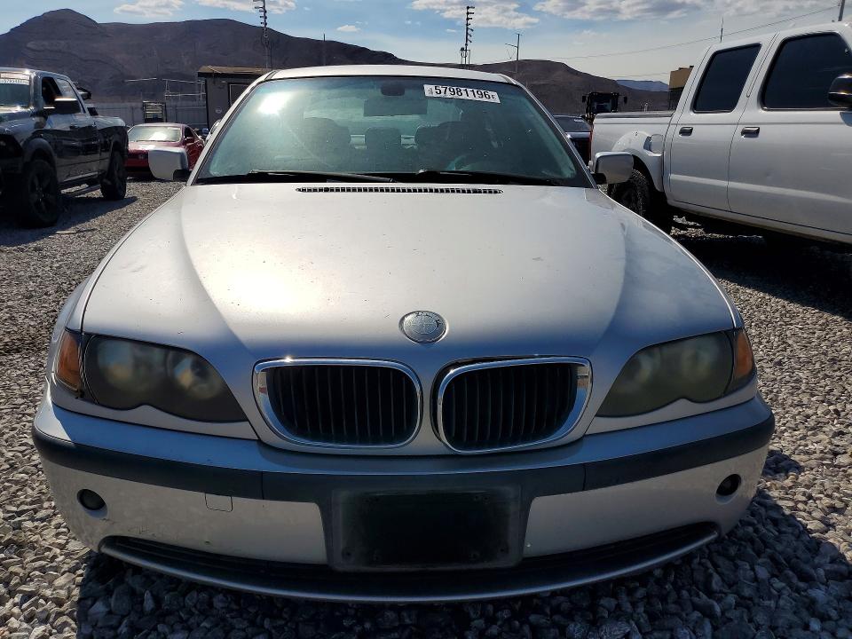2004 BMW 3 series VIN WBAEV33404KR32424 COPART salvage auction — MECHANICAL, Nv - Certificate Of Title, sold $225 on 2026-07-15 (photo 5)