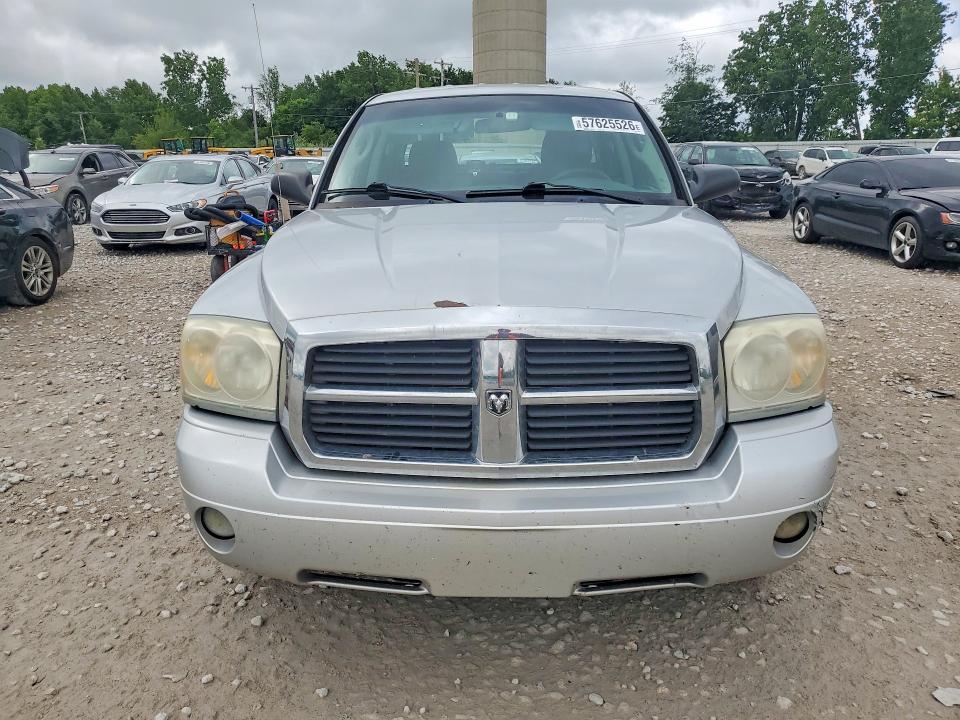 2006 Dodge Dakota VIN 1D7HW48N16S710908 COPART salvage auction — SIDE, MI - CERTIFICATE OF TITLE, sold $350 on 2026-07-02 (photo 5)