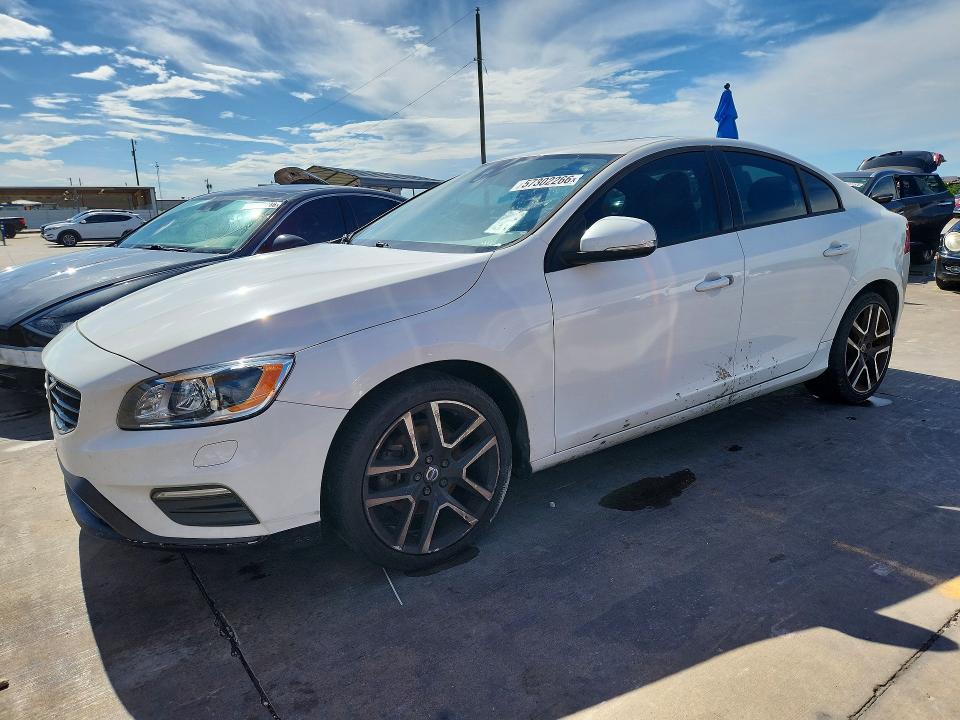 2017 Volvo VIN YV126MFL0H2430556 COPART salvage auction — NORMAL WEAR, Tx - Certificate Of Title (P), sold $1,200 on 2026-07-02 (photo 1)