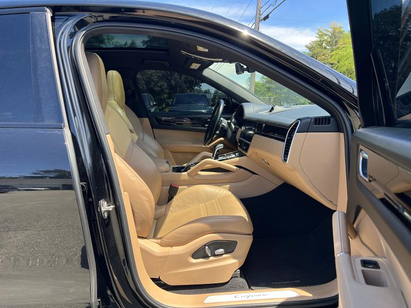 2020 Porsche Cayenne VIN WP1BA2AY2LDA46687 COPART salvage auction — Minor Dent/Scratches, SC - CERTIFICATE OF TITLE (P), sold $31,250 on 2026-07-01 (photo 5)