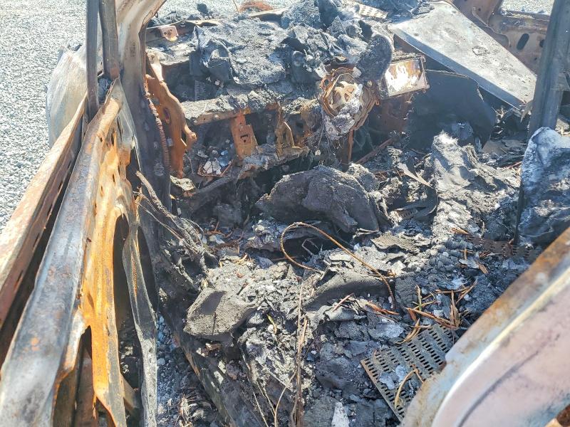2018 Subaru Forester VIN JF2SJARC8JH594060 COPART salvage auction — BURN, NC - SALVAGE CERTIFICATE OF TITLE, sold $175 on 2026-07-30 (photo 8)