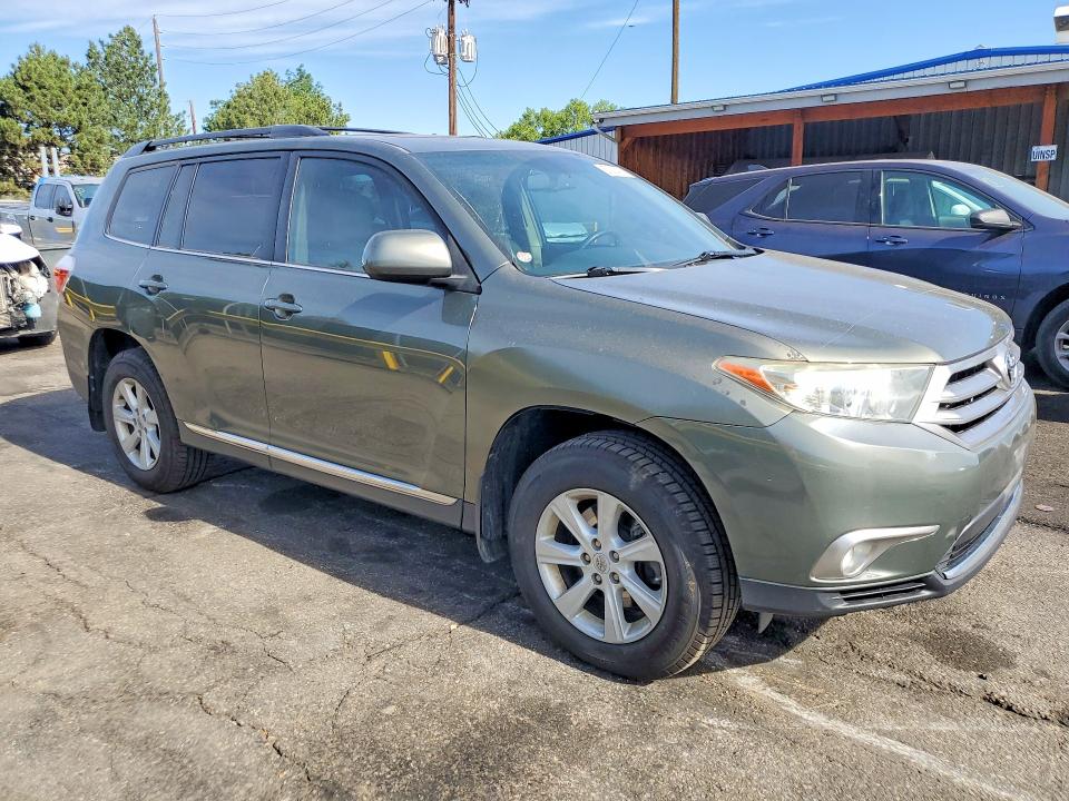 2012 Toyota Highlander VIN 5TDBK3EH1CS167780 COPART salvage auction — HAIL, Co - Certificate Of Title, sold $3,000 on 2026-07-09 (photo 4)