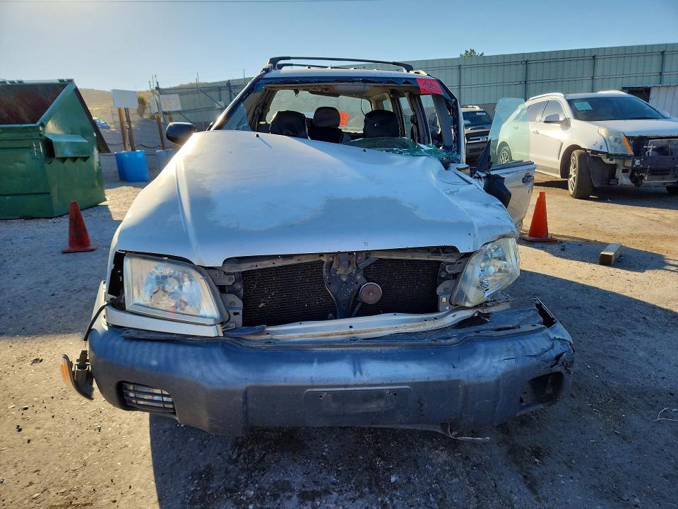2001 Subaru Forester VIN JF1SF63571H717621 COPART salvage auction — FRONT END, Nm - Non-Repairable Vehicle Cert, sold $200 on 2026-07-27 (photo 5)