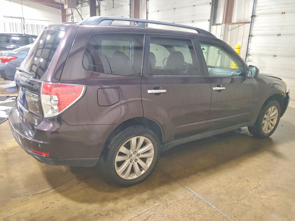 2013 Subaru VIN JF2SHADC4DH418517 COPART salvage auction — FRONT END, Pa - Certificate Of Salvage, sold $1,650 on 2026-07-10 (photo 3)