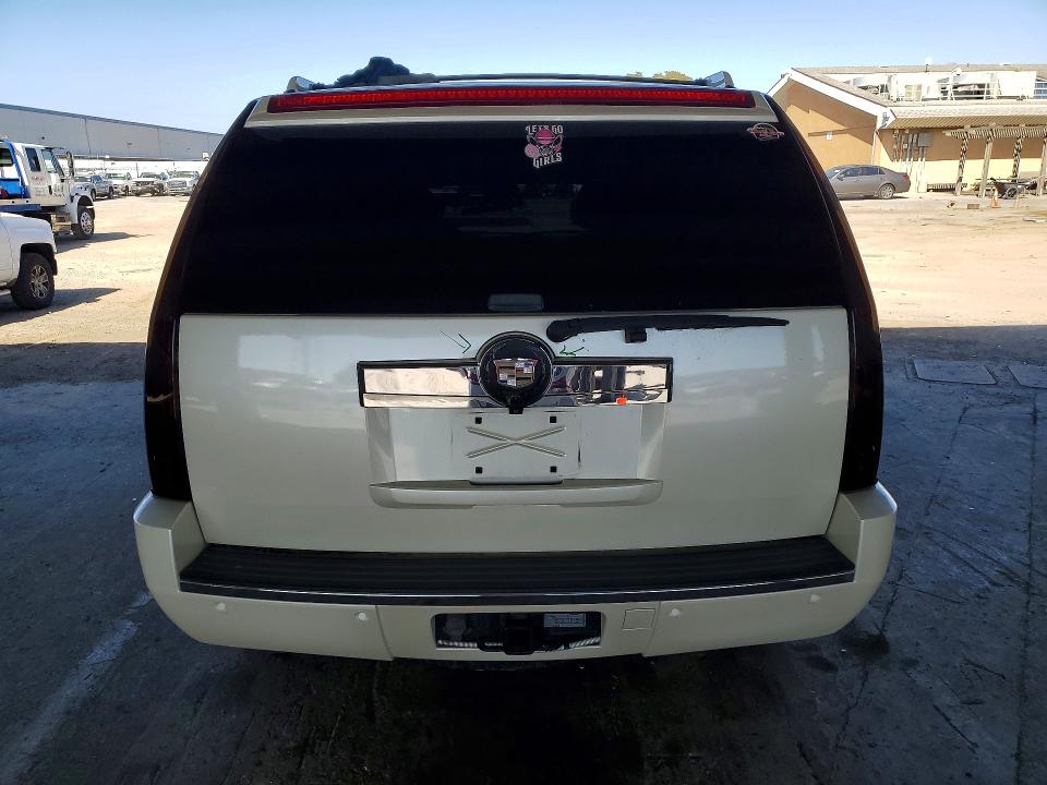 2007 Cadillac Escalade VIN 1GYFK63847R339045 COPART salvage auction — VANDALISM, Ca - Salvage Certificate, sold $1,050 on 2026-07-02 (photo 6)