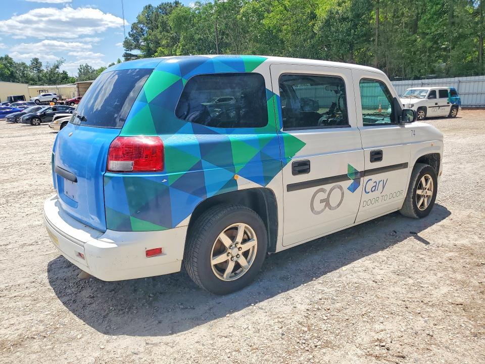 2014 Am general Mv-1 VIN 57WMD2A69EM101876 COPART salvage auction — MINOR DENT/SCRATCHES, NC - CERTIFICATE OF TITLE, sold $1,000 on 2026-07-06 (photo 3)