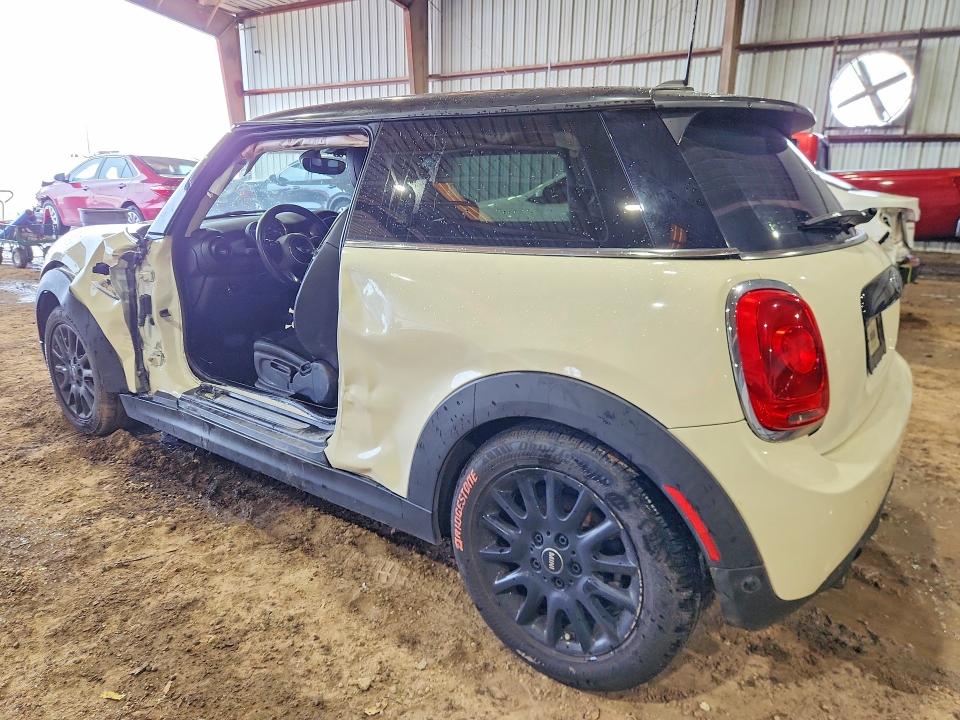 2018 Mini VIN WMWXP5C53J3C65414 COPART salvage auction — SIDE, Tx - Salvage Vehicle Title, sold $100 on 2026-07-23 (photo 2)