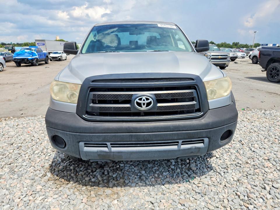 2010 Toyota Tundra VIN 5TFRU5F10AX023702 COPART salvage auction — MINOR DENT/SCRATCHES, FL - CERTIFICATE OF TITLE (P), sold $3,100 on 2026-07-22 (photo 5)