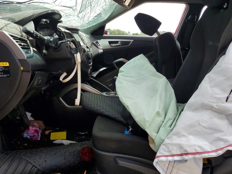 2017 Hyundai Veloster VIN KMHTC6ADXHU306843 COPART salvage auction — ALL OVER, Il - Salvage Certificate, sold $400 on 2026-07-08 (photo 7)