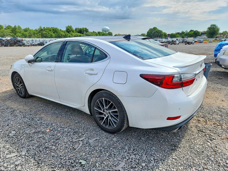 2018 Lexus ES VIN 58ABK1GG0JU110170 COPART salvage auction — SIDE, Salvage Title, sold $12,100 on 2026-08-25 (photo 2)