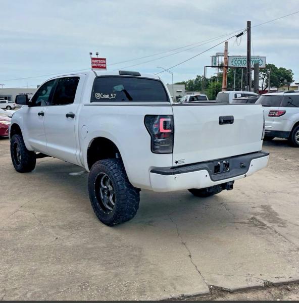 2010 Toyota Tundra VIN 5TFEY5F12AX089591 COPART salvage auction — MINOR DENT/SCRATCHES, Tx - Certificate Of Title (P), sold $6,500 on 2026-07-14 (photo 3)