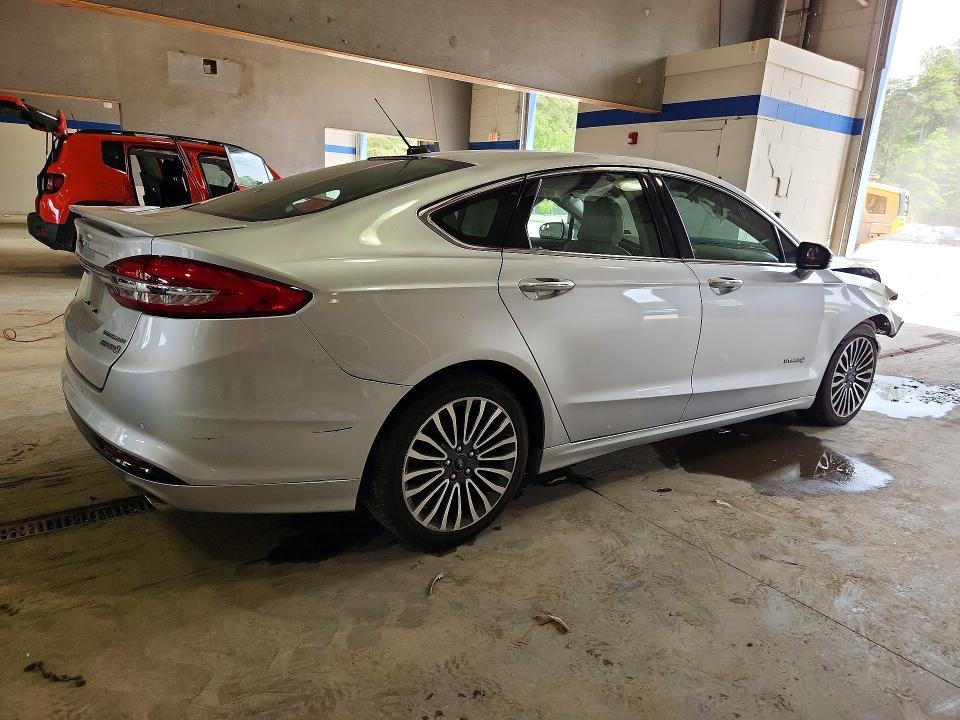 2017 Ford VIN 3FA6P0RU7HR400022 COPART salvage auction — FRONT END, Va - Certificate Of Title, sold $1,050 on 2026-07-02 (photo 3)