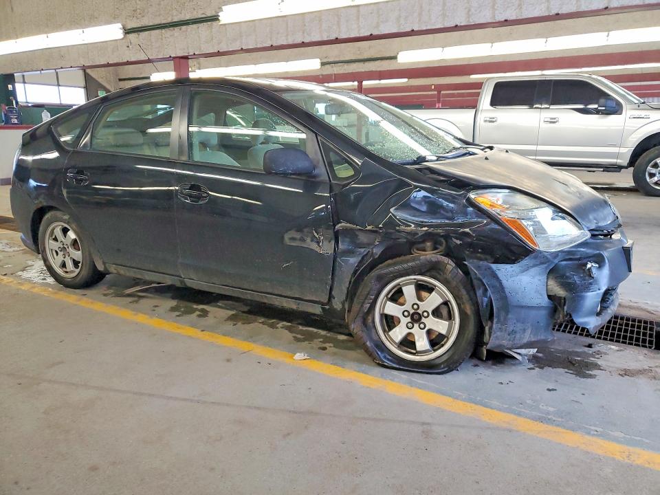 2005 Toyota Prius VIN JTDKB20U553089460 COPART salvage auction — FRONT END, IN - CERT OF TITLE-SALVAGE TITLE, sold $350 on 2026-07-20 (photo 4)
