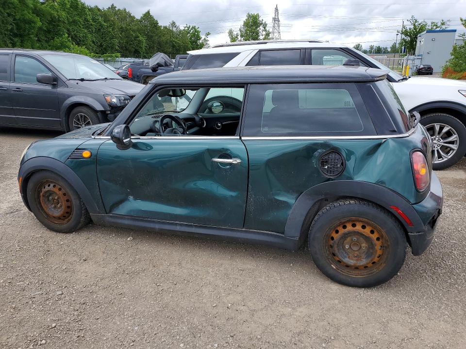 2008 Mini Cooper VIN WMWMF33578TU65844 COPART salvage auction — SIDE, ON - PERMIT SALVAGE, sold $600 on 2026-08-13 (photo 2)